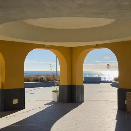 Authentic Caruggio - Typical Ligurian Experience لوانو