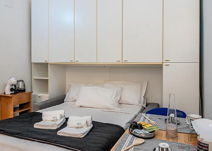 Authentic Caruggio - Typical Ligurian Experience * Loano